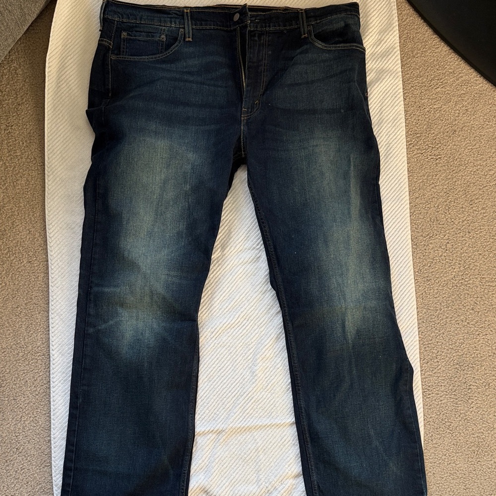 Levi's Men's Deep Indigo Relaxed Jeans